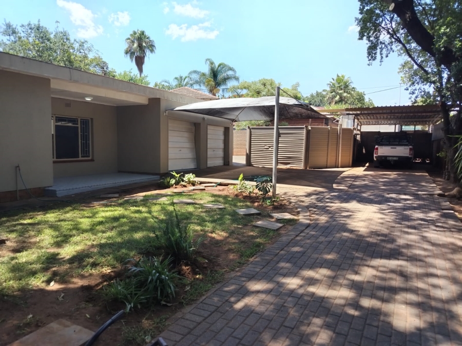 4 Bedroom Property for Sale in Protea Park North West